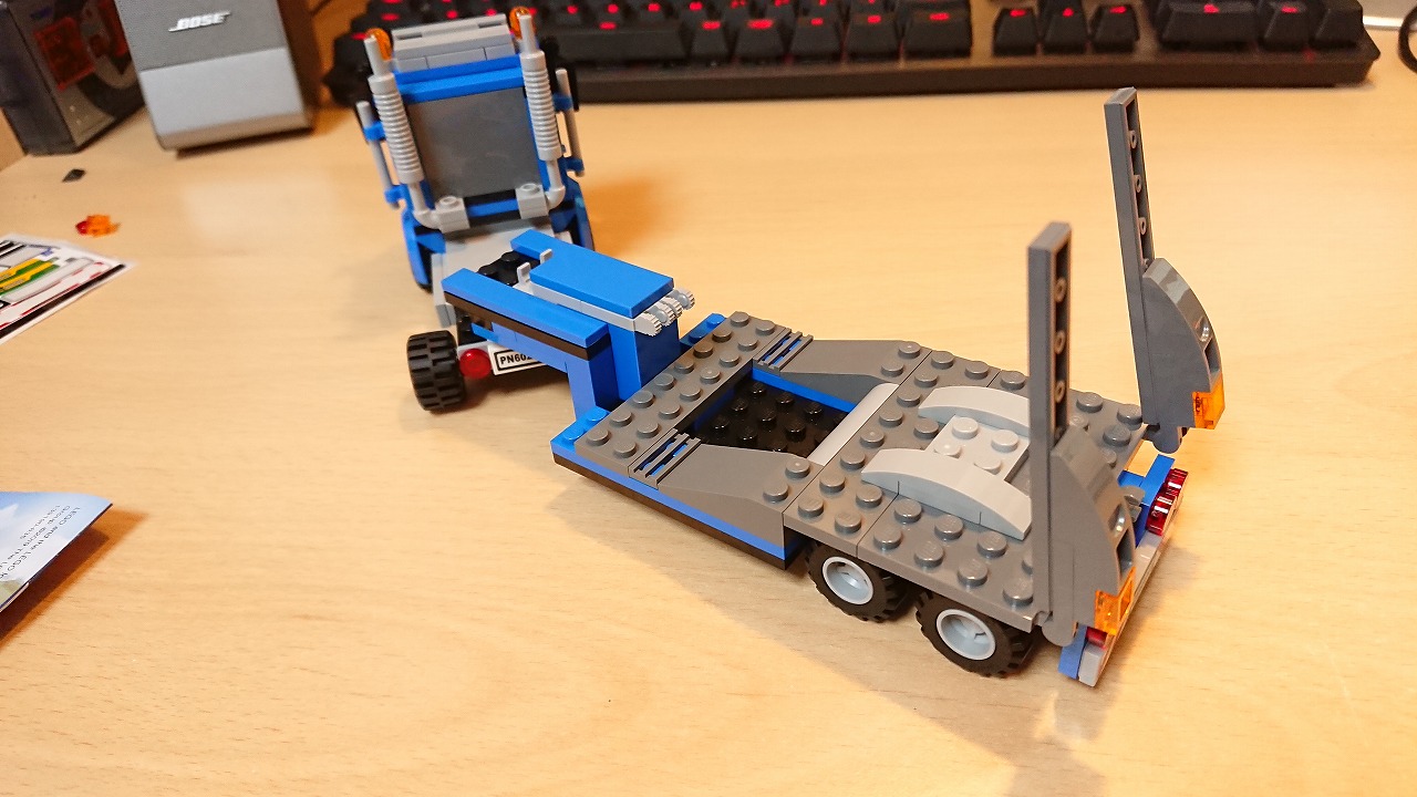 レゴ(LEGO) シティ 収穫トラクターと輸送車 60223を作ってみた(その２)～トレーラーの作成～